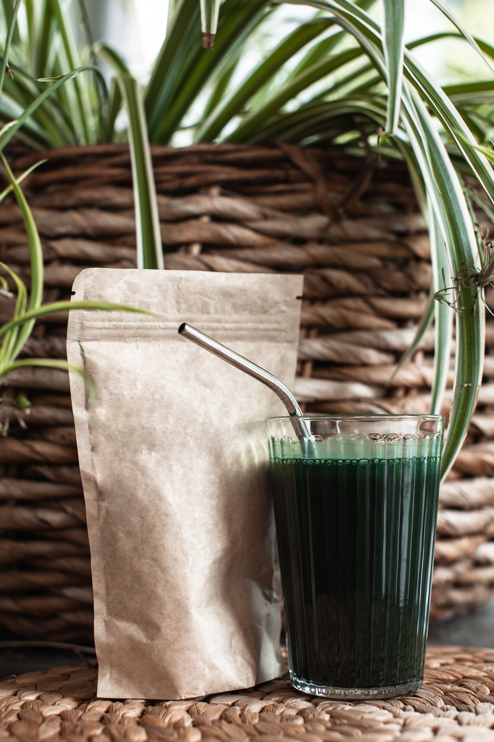 Bogată în proteine, fibre, vitamine, minerale și compuși antioxidanți, chlorella este considerată de mulți un superaliment. Foto: pexels.com