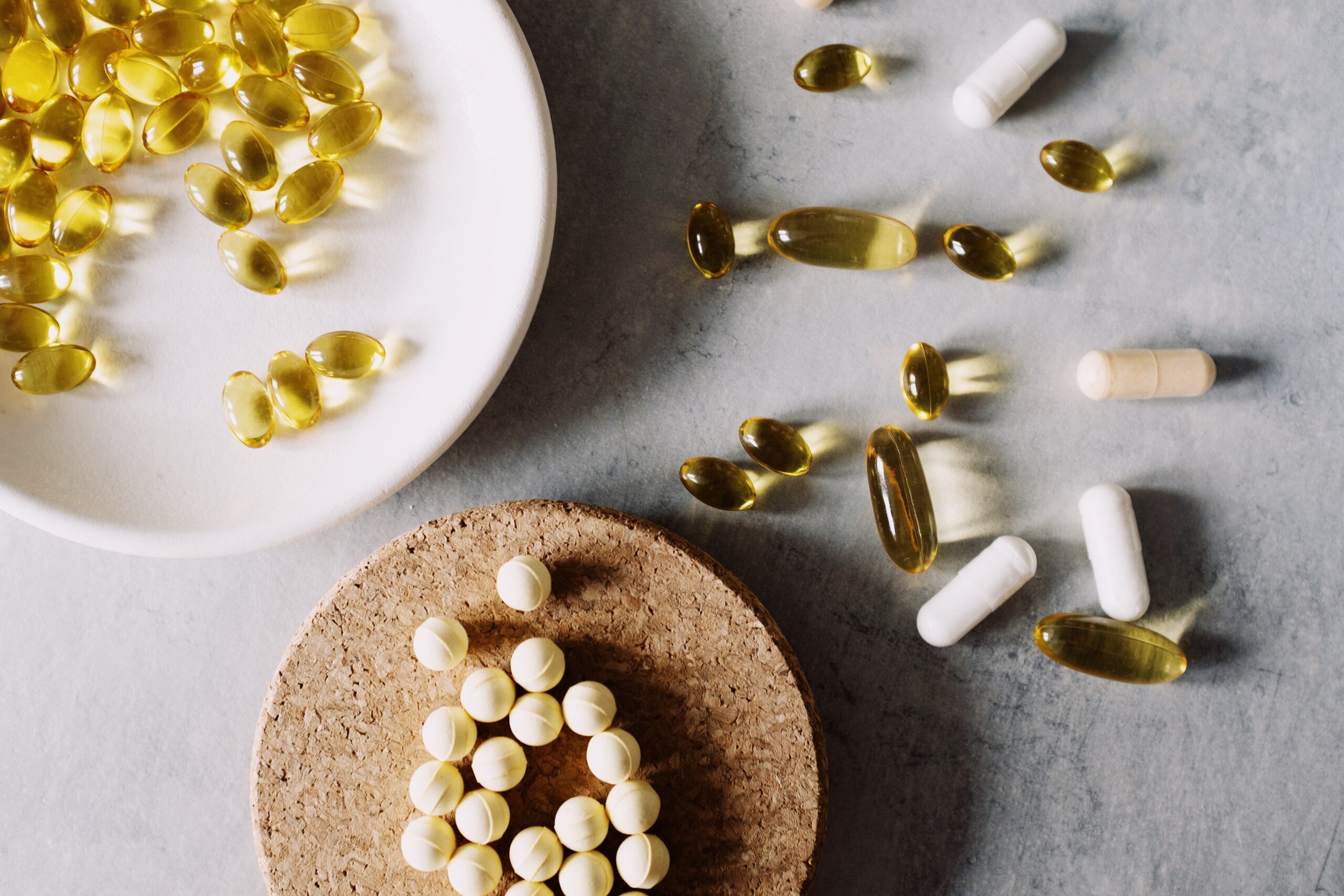 Deși vitamina B1 este importantă pentru organism, despre ea se vorbește mult mai puțin decât despre vitamina B12, vitamina D, magneziu sau fier. Foto: pexels.com