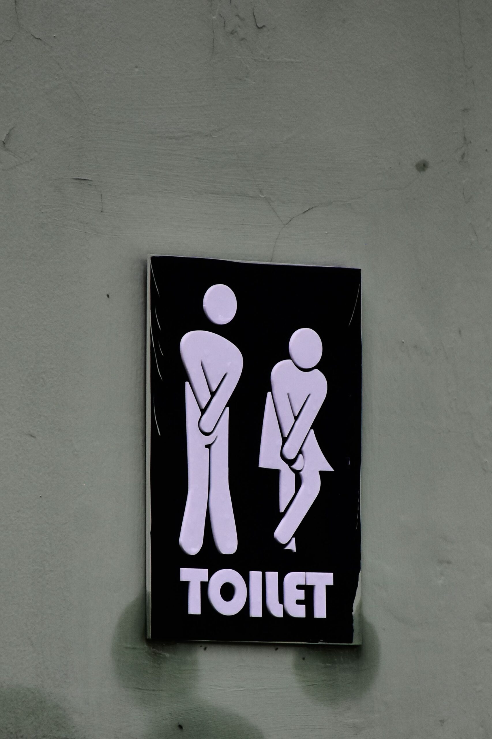 Definiția oficială a nicturiei, stabilită de International Continence Society, include chiar și o singură trezire în timpul nopții pentru a urina. Foto: pexels.com
