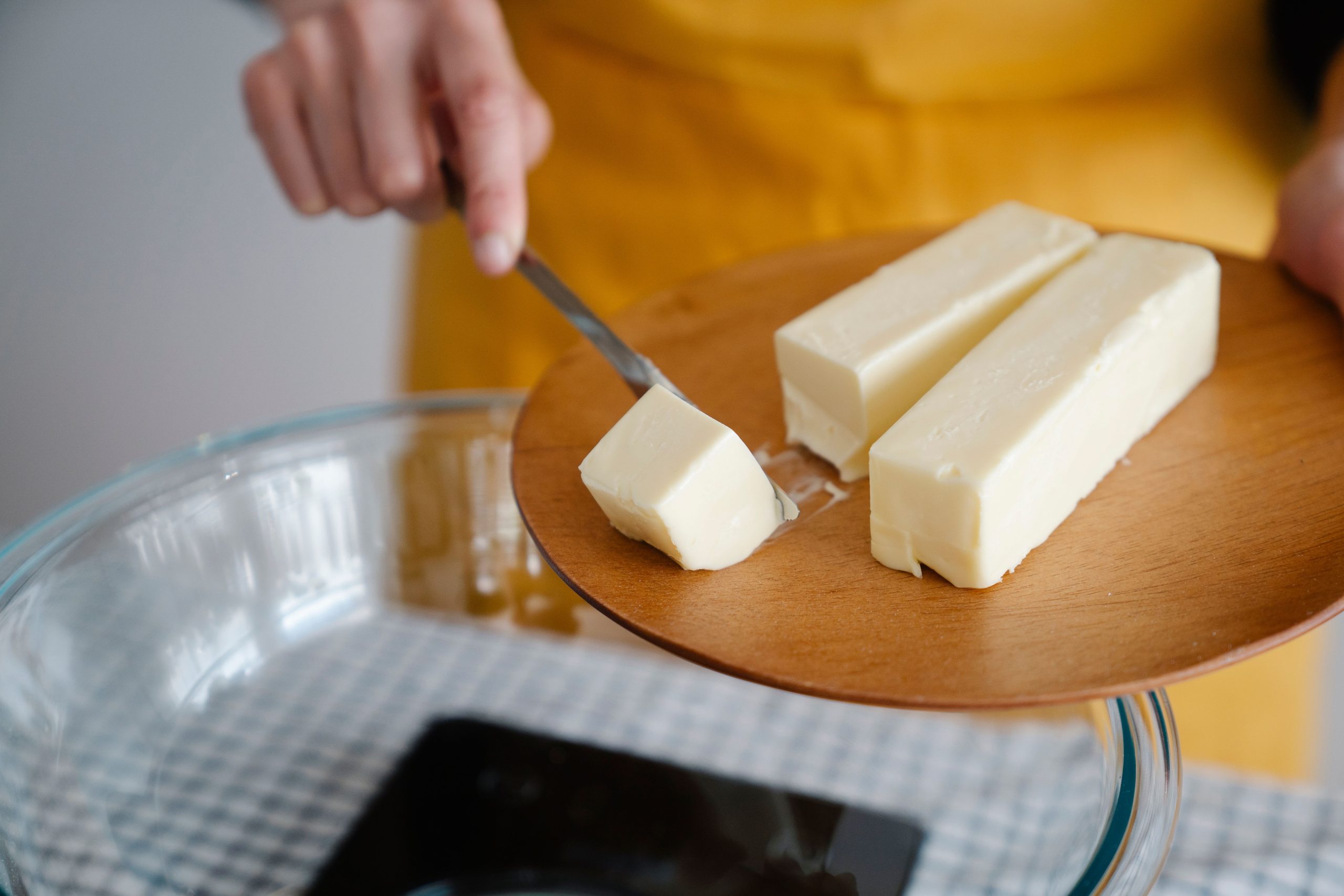 Sorin Bontea folosește des unt. Foto: pexels.com
