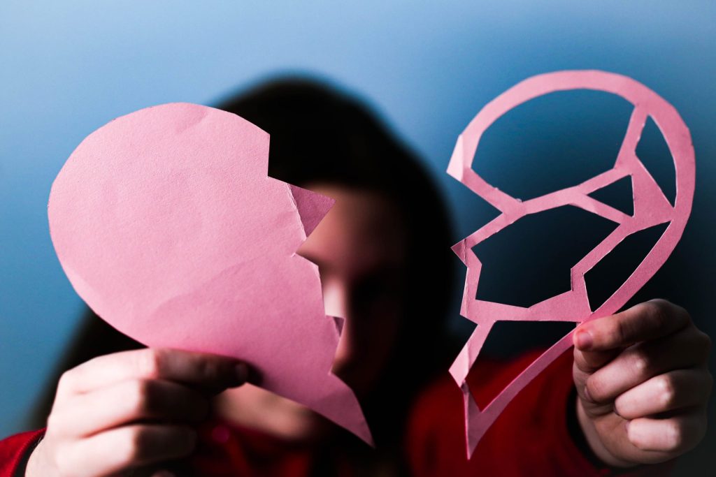 De ce îți bate inima mai tare când îți vezi fostul partener. Foto: pexels.com
