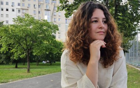 Este copilăria justificarea unui viitor greu? Ce ne influențează alegerile și de ce nu putem da vina la nesfârșit pe trecut. Diana Mitoi, psiholog: „Ceea ce am trăit ne poate forma anumite frici, reacții sau feluri de a relaționa, dar acestea nu sunt imposibil de schimbat” EXCLUSIV 